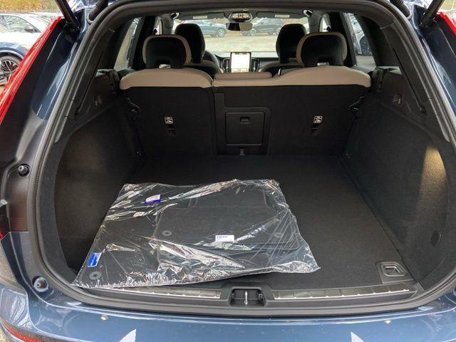 new 2026 Volvo XC60 car, priced at $57,145