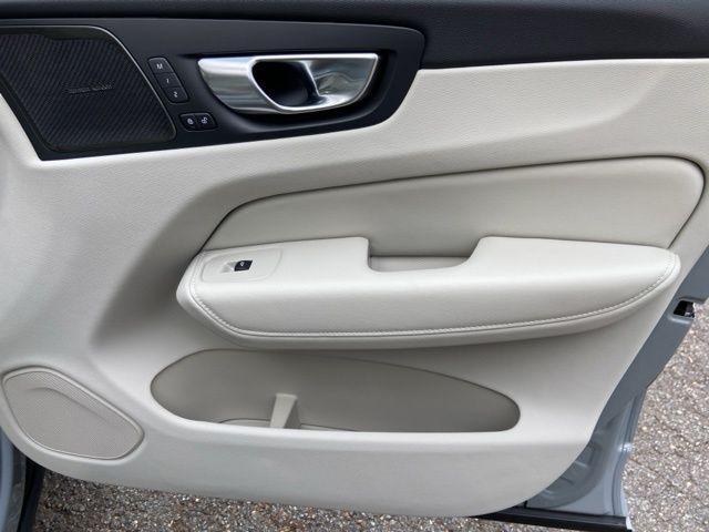 new 2026 Volvo XC60 car, priced at $63,095