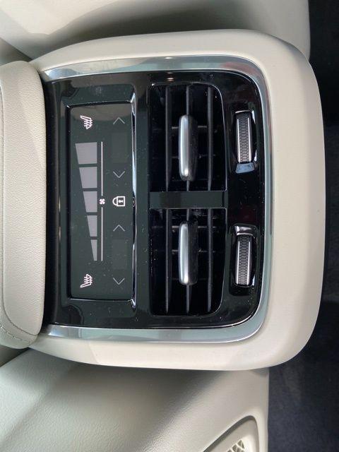 new 2026 Volvo XC60 car, priced at $63,095