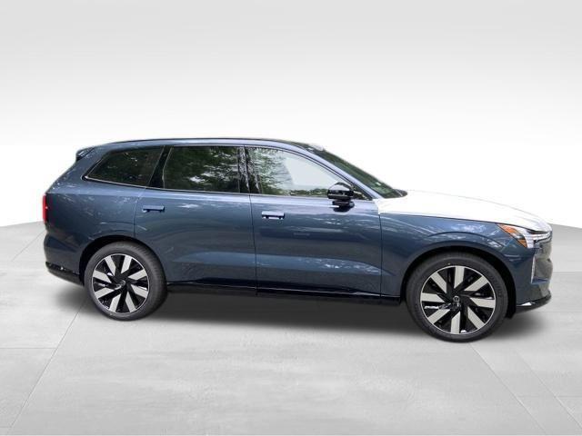 new 2025 Volvo EX90 car, priced at $91,735