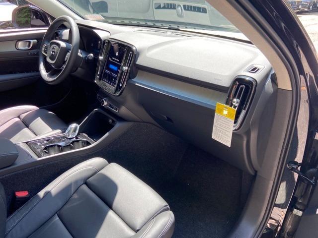 new 2026 Volvo XC40 car, priced at $50,150
