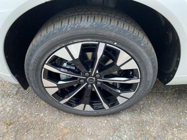 new 2026 Volvo XC60 car, priced at $57,145