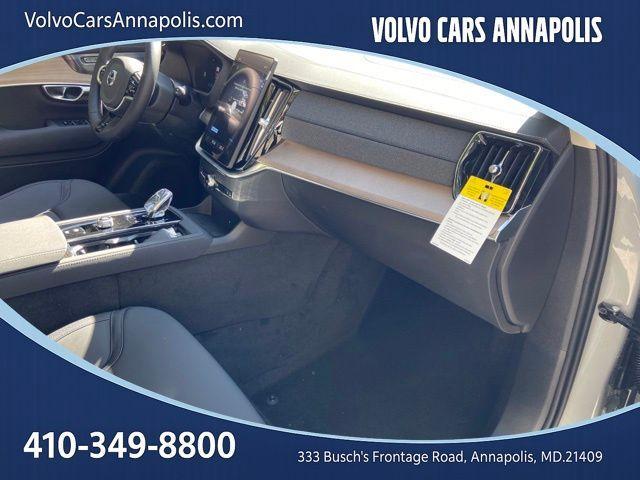 new 2026 Volvo XC90 car, priced at $71,825