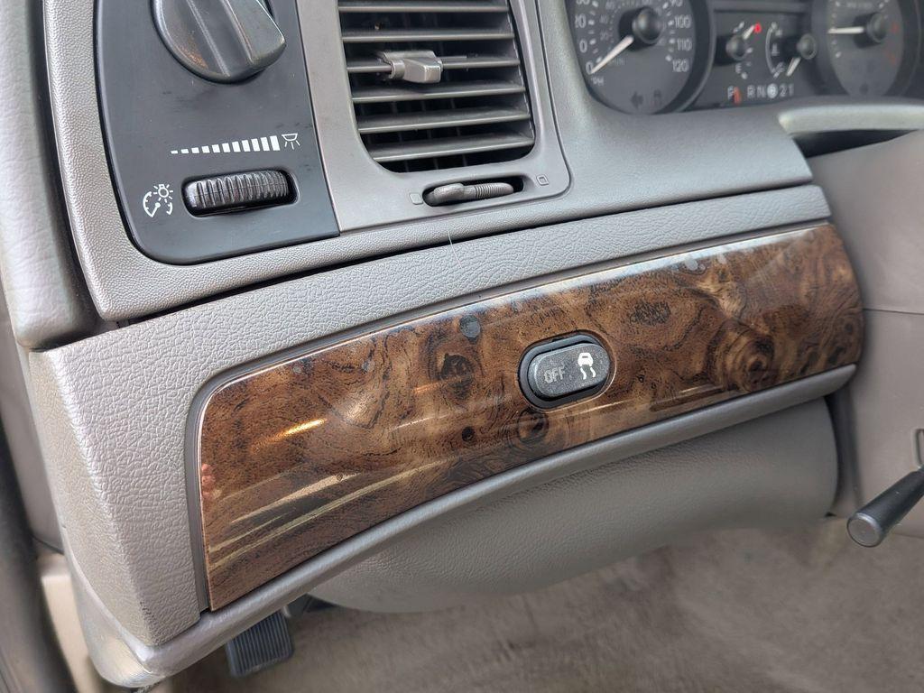 used 2010 Mercury Grand Marquis car, priced at $7,998