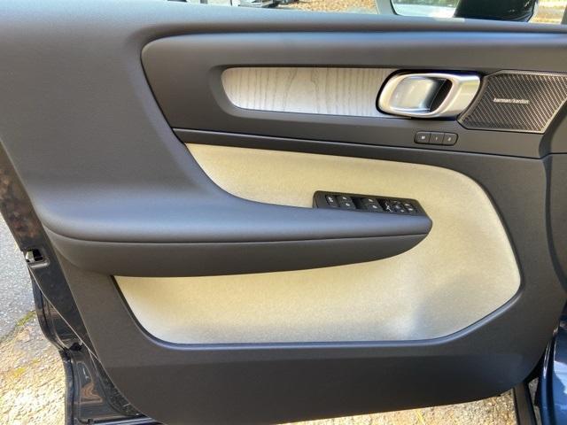 new 2026 Volvo XC40 car, priced at $53,095