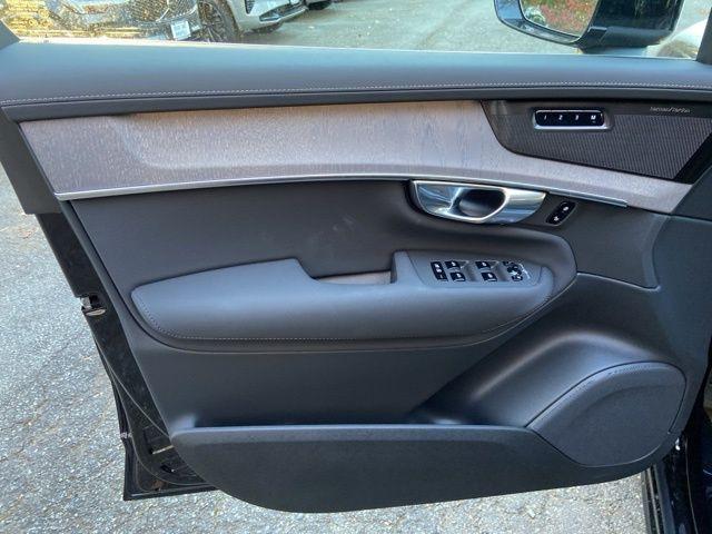 new 2026 Volvo XC90 Plug-In Hybrid car, priced at $84,695