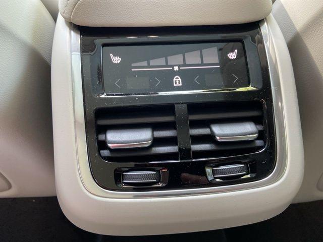 new 2026 Volvo XC60 car, priced at $64,895