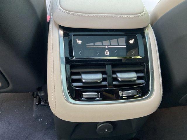 new 2026 Volvo XC90 Plug-In Hybrid car