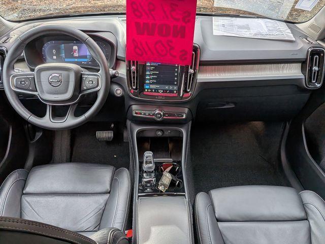 used 2023 Volvo XC40 car, priced at $30,118