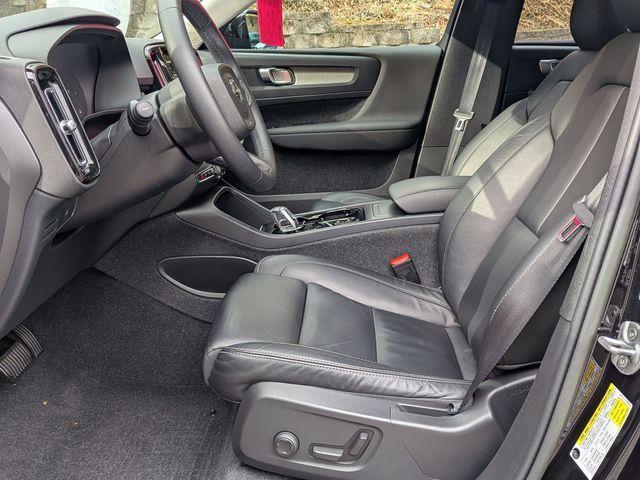 used 2023 Volvo XC40 car, priced at $30,118