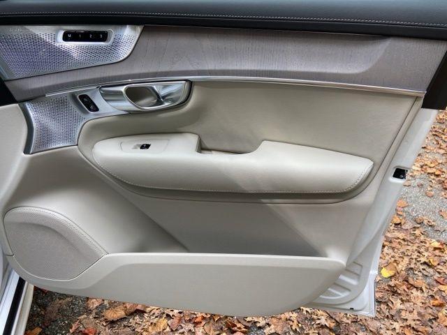 new 2026 Volvo XC90 car, priced at $80,145