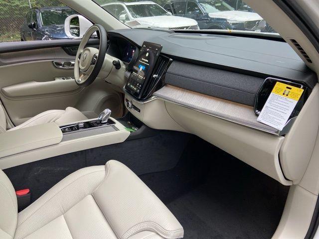 new 2026 Volvo XC90 car, priced at $75,155