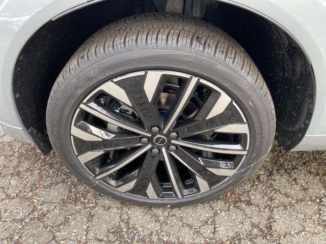 new 2026 Volvo XC60 car, priced at $63,195