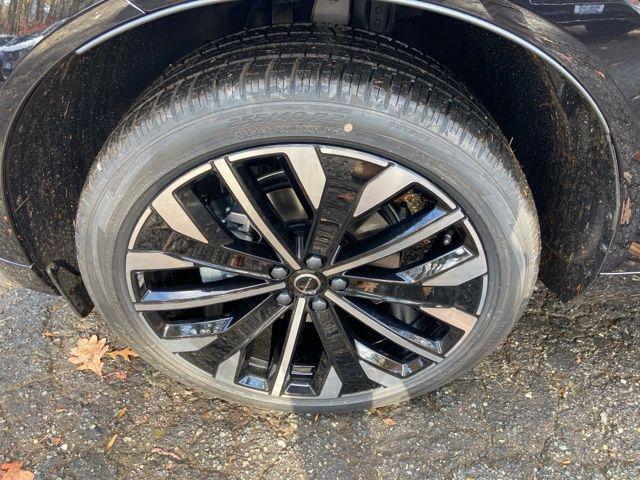 new 2026 Volvo XC60 car, priced at $63,095