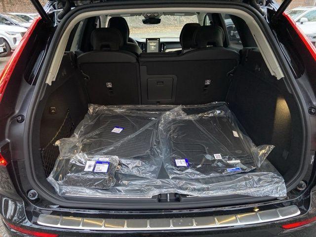 new 2026 Volvo XC60 car, priced at $64,055