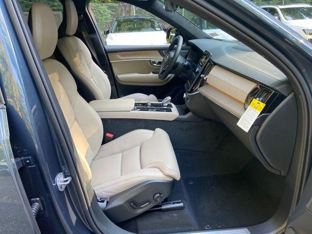 new 2026 Volvo XC90 car, priced at $77,715