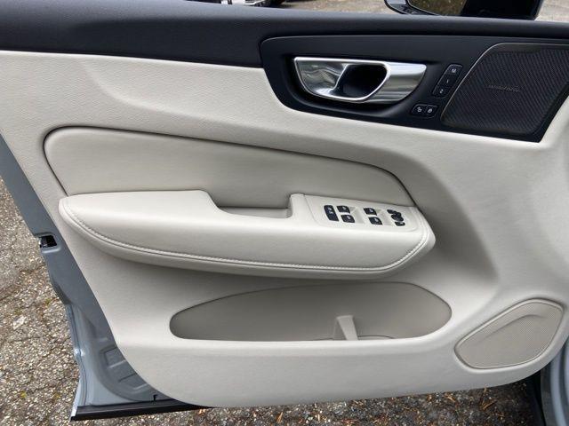 new 2026 Volvo XC60 car, priced at $63,095