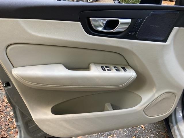 new 2026 Volvo XC60 car, priced at $62,295