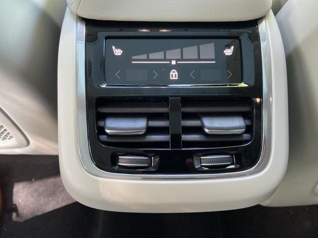 new 2026 Volvo XC60 car, priced at $62,295