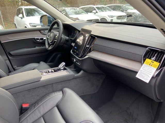 new 2026 Volvo XC90 Plug-In Hybrid car, priced at $85,295