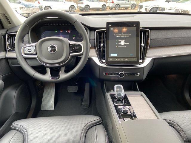 new 2026 Volvo XC90 Plug-In Hybrid car, priced at $85,295