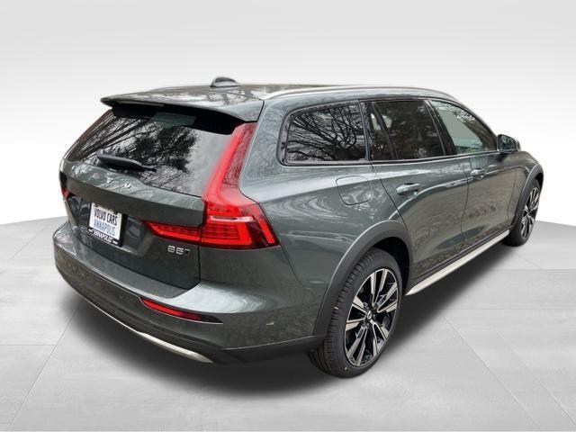 new 2026 Volvo V60 Cross Country car, priced at $59,545