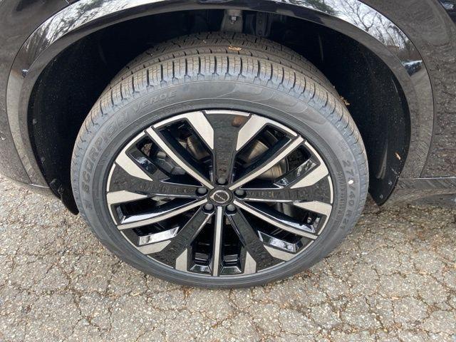 new 2026 Volvo XC90 car, priced at $75,145