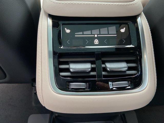 new 2026 Volvo XC90 car, priced at $75,145