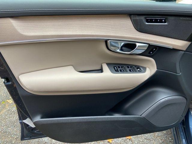 new 2026 Volvo XC90 car, priced at $75,145