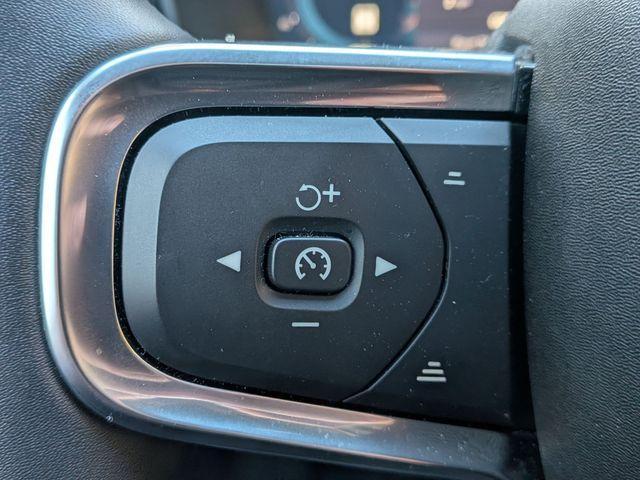 used 2025 Volvo XC40 car, priced at $32,415