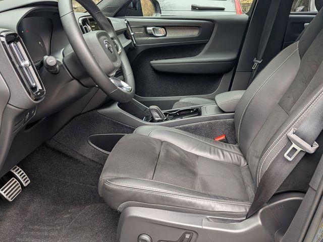 used 2022 Volvo XC40 Recharge Pure Electric car, priced at $25,995