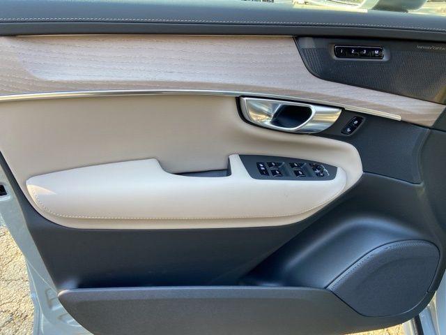 new 2026 Volvo XC90 Plug-In Hybrid car, priced at $86,595