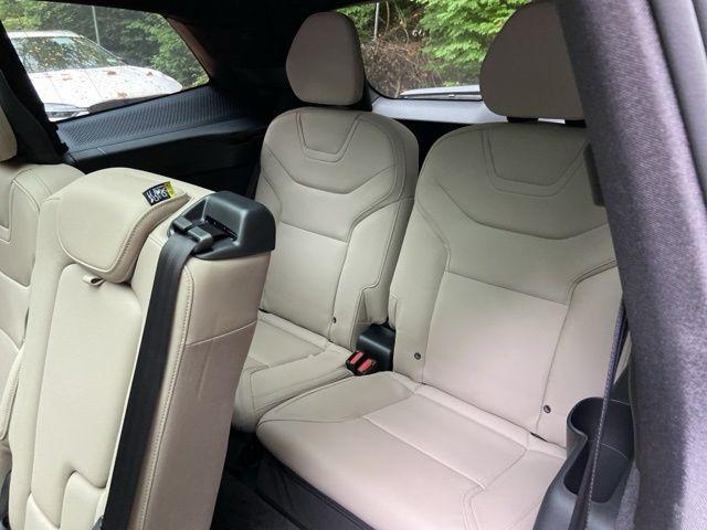 new 2025 Volvo EX90 car, priced at $87,290