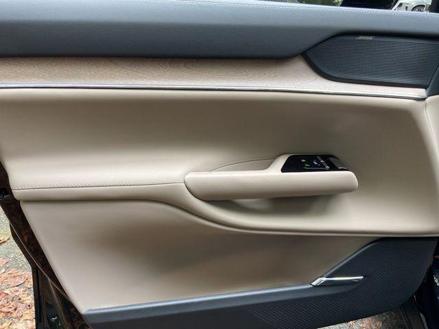 new 2025 Volvo EX90 car, priced at $87,290