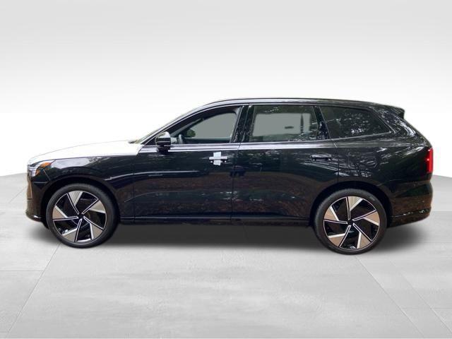 new 2025 Volvo EX90 car, priced at $87,290
