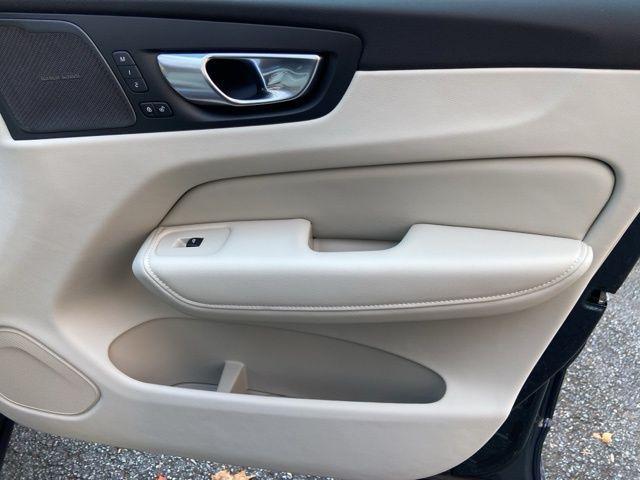 new 2026 Volvo XC60 car, priced at $62,295