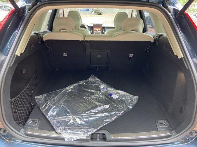 new 2026 Volvo XC60 car, priced at $62,295