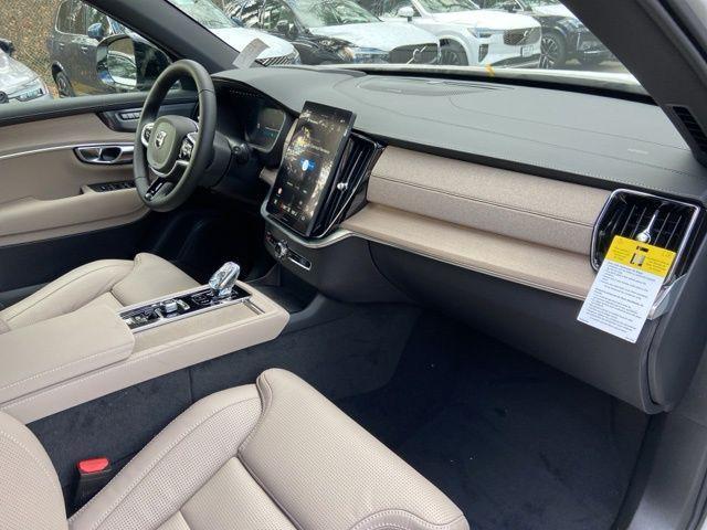 new 2026 Volvo XC90 Plug-In Hybrid car, priced at $84,695