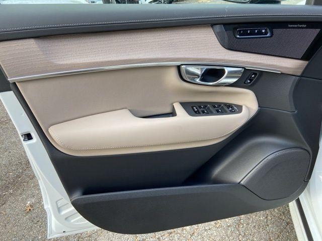 new 2026 Volvo XC90 Plug-In Hybrid car, priced at $84,695