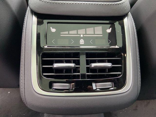 new 2026 Volvo XC90 car, priced at $70,895