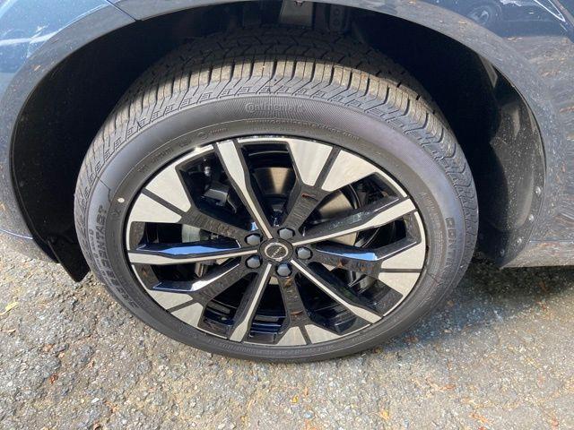 new 2026 Volvo XC60 car, priced at $57,145