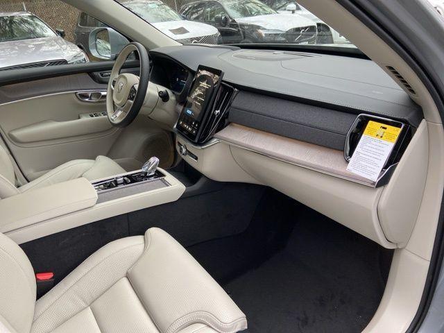 new 2026 Volvo XC90 car, priced at $77,245