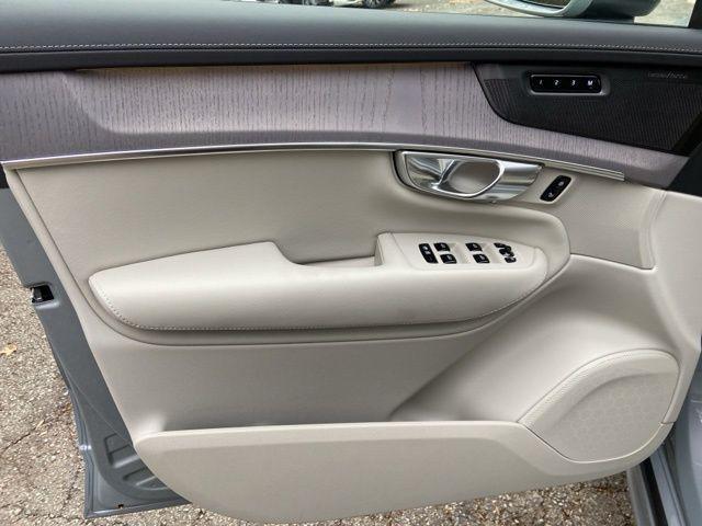 new 2026 Volvo XC90 car, priced at $77,245