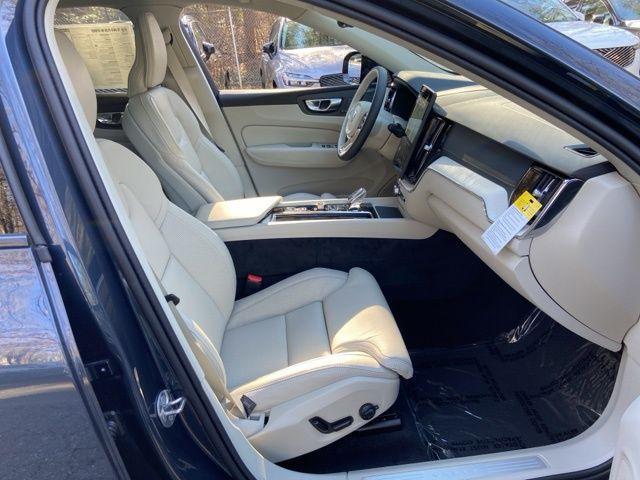 new 2026 Volvo XC60 Plug-In Hybrid car, priced at $75,235