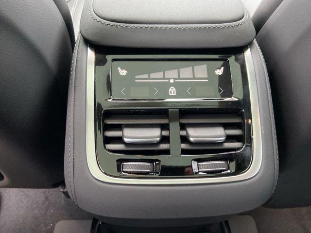 new 2026 Volvo XC90 car, priced at $75,145