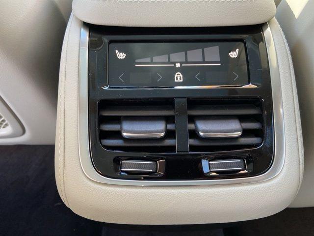 new 2026 Volvo XC90 car, priced at $78,145