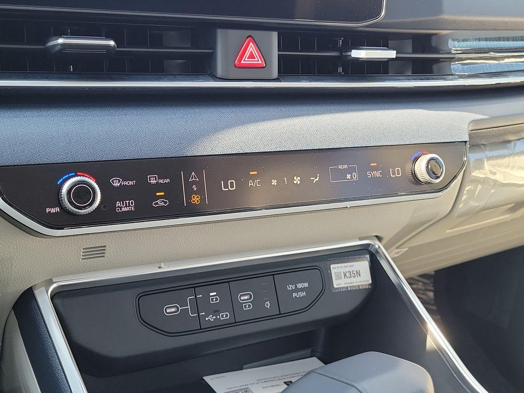 new 2026 Kia Carnival car, priced at $43,613