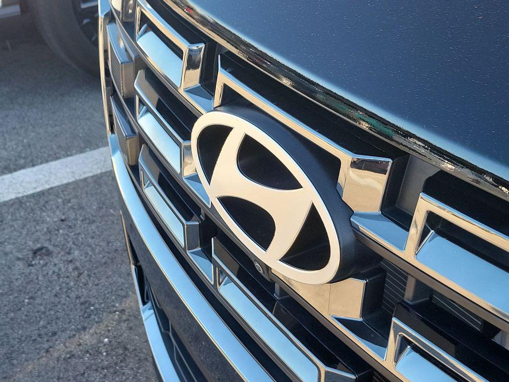 used 2025 Hyundai SANTA CRUZ car, priced at $34,369