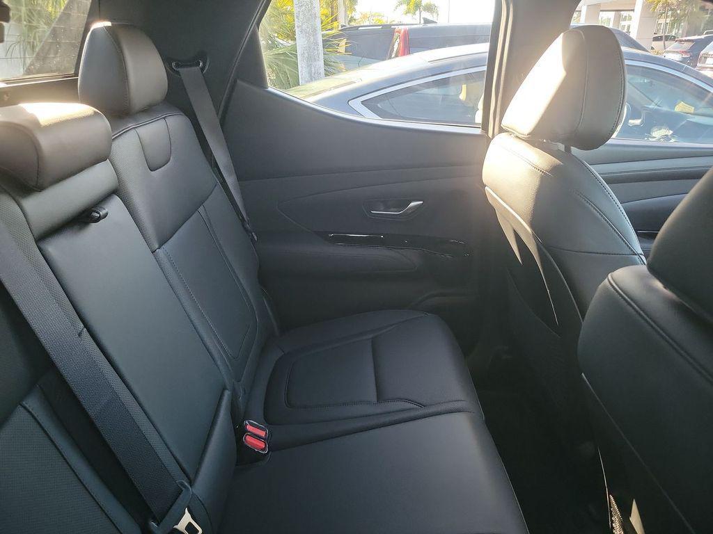 used 2025 Hyundai SANTA CRUZ car, priced at $34,369