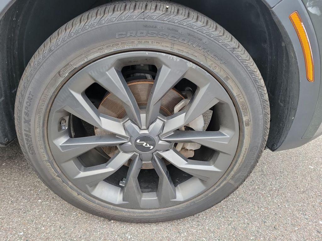 used 2022 Kia Sorento car, priced at $25,902